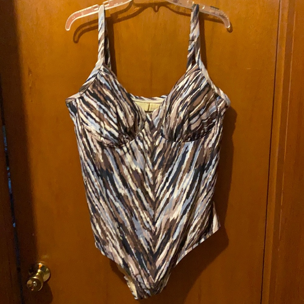 One piece swimsuit